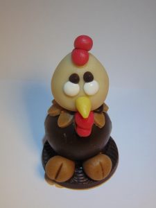 Figaro, de paaskip in chocolade en marsepein