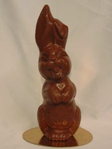 Carter, de lachende haas in melkchocolade