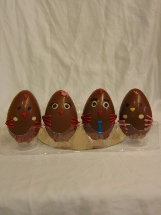 De Eggs, holgoed in melkchocolade