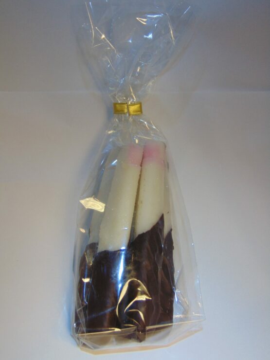Suikersigaren met chocolade verpakt Fondantsuiker met chocolade VDV Chocolaterie sint Sint Maarten Sinterklaas ander lekkers suikerfondant sigaren