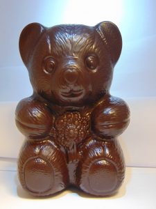 Porthos VDV Chocolaterie sint Sint Maarten Sinterklaas chocolade knuffelbeer fondant chocolade