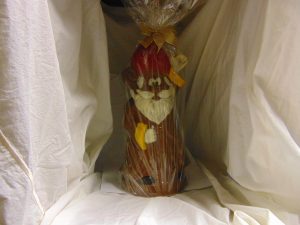 Wuivende sint 40 cm VDV Chocolaterie sint Sint Maarten Sinterklaas chocolade wuivende sint 40 cm melkchocolade