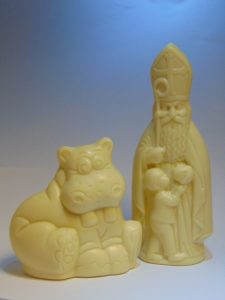 Holgoed in witte chocolade VDV Chocolaterie Sint Maarten Sinterklaas chocolade holgoed witte chocolade