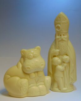 Holgoed in witte chocolade VDV Chocolaterie Sint Maarten Sinterklaas chocolade holgoed witte chocolade