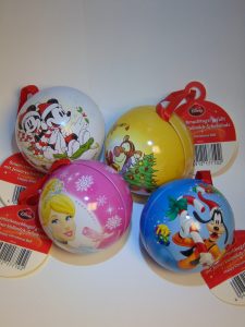 Disney kerstbal met chocolaatjes VDV Chocolaterie