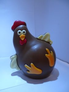 Jeanne, de kegelvormige hen in melkchocolade