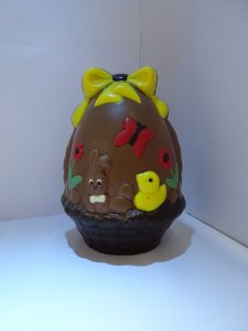 Lente-ei in melkchocolade