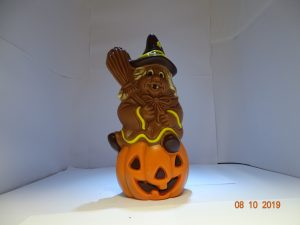 Heksje op pompoen in melkchocolade