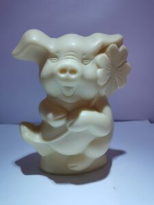 Aurélie, het gelukszwijntje in witte chocolade