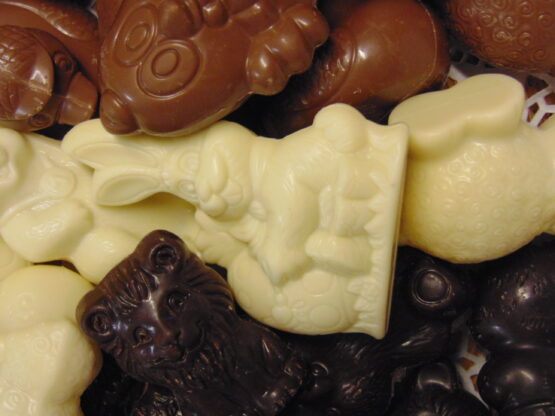 Suikerarme mini-figuurtjes in fondant chocolade