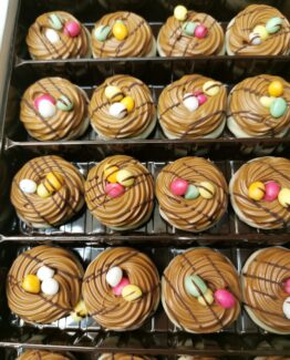 Vogelnestjes in melkchocolade