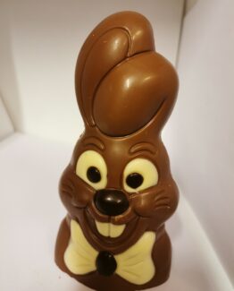 Thomas de haas met de witte strik in melkchocolade
